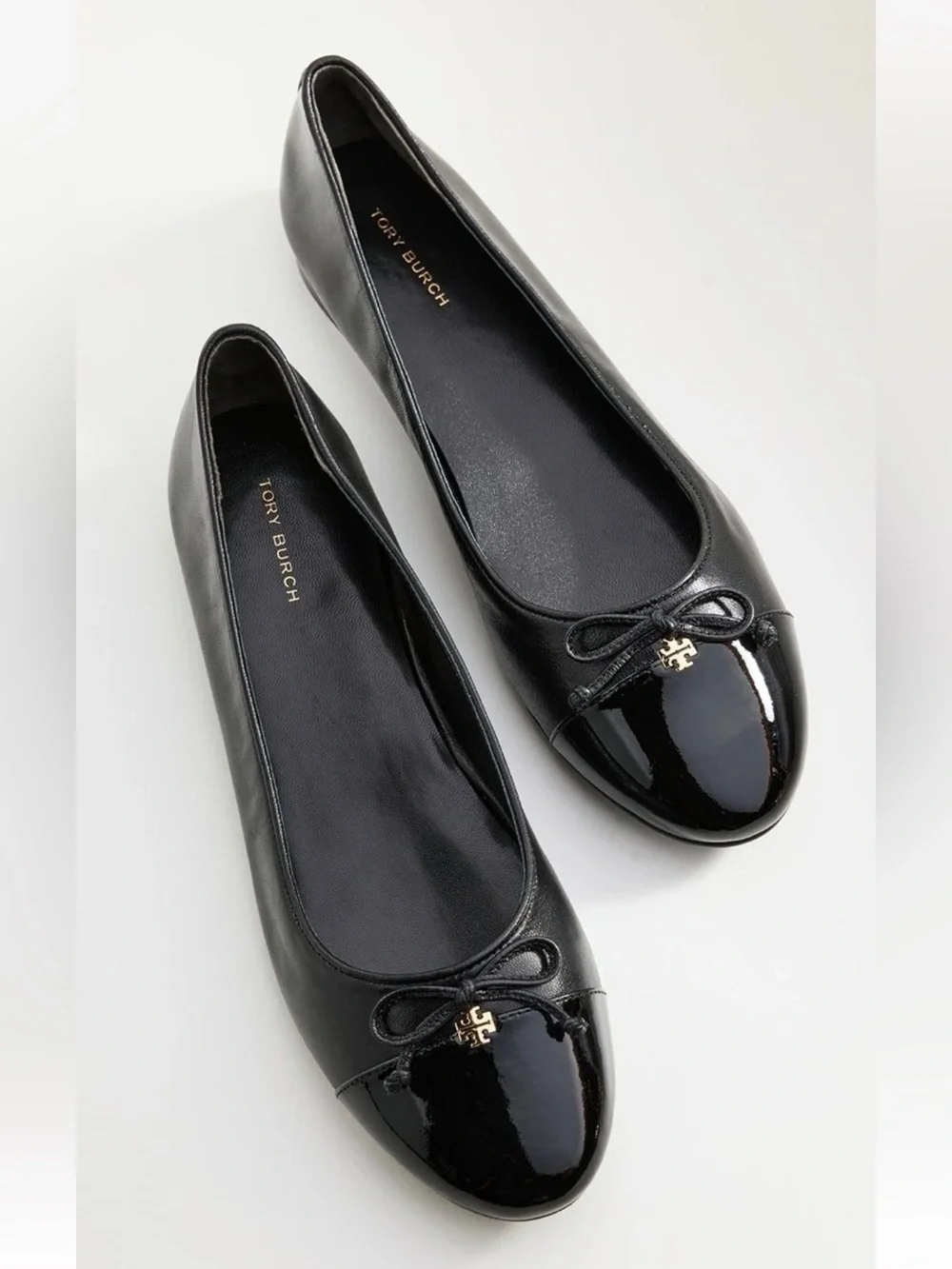 Tory BurchCap Toe Bow Gold Logo Ballet Flats Womens Sz 10 M Perfect Black $275